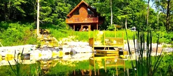 Paint Creek Lodge 5 BR Cabin with Swimming Pond, Waterfalls, and Hot Tub
