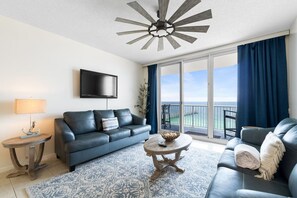 Living area - Summerwind West 1403 (Navarre)