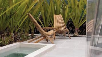 Luxury Double Room, Ocean View | Terrace/patio