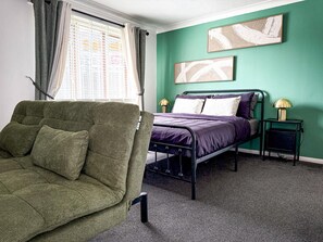 1 bedroom, iron/ironing board, free WiFi, bed sheets