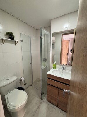 Hair dryer, towels, soap, toilet paper - Usaquen FROM 124 (Bogotá)