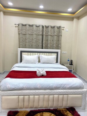 Studio Suite, 1 King Bed - River View Heritage Resort Pvt. Ltd.  (Lakhanpur)