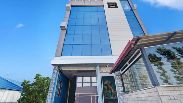 House | Bahagian luar