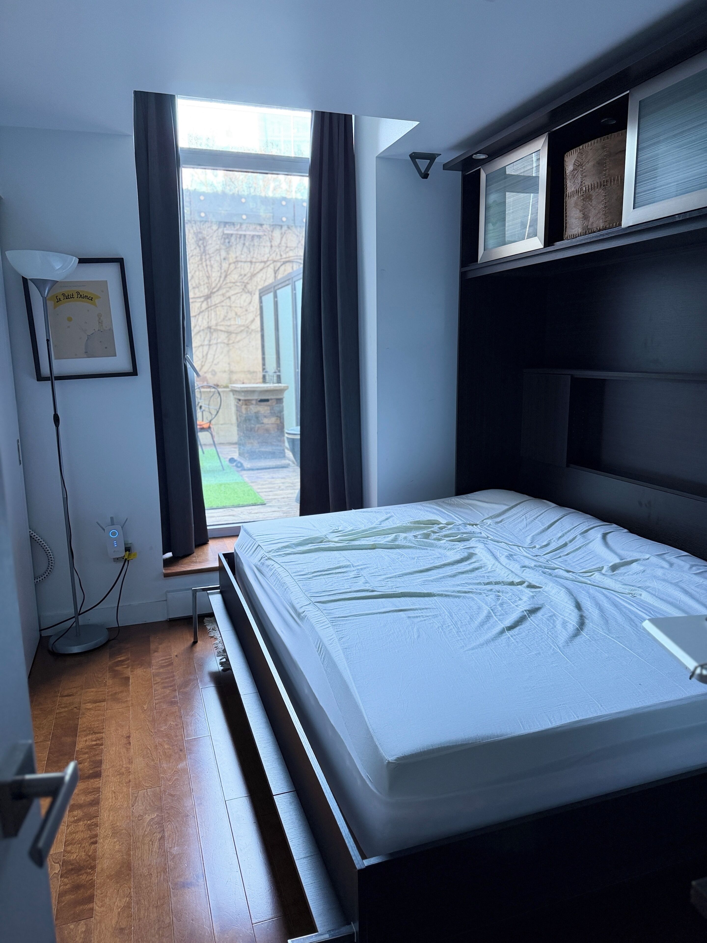 2 bedrooms, internet, bed sheets