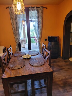 Dining - Vrbo Property (Sardegna)