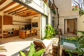 Outdoor dining - Tulum Paradise• 2 Pools • Tulum Airport Transport (Tulum)