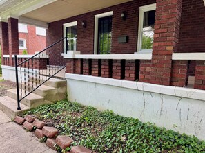 Exterior detail - The Ellison of Louisville (Louisville)