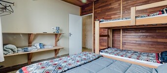 Casa para 12 em Itajaí | Piscina e Churrasqueira