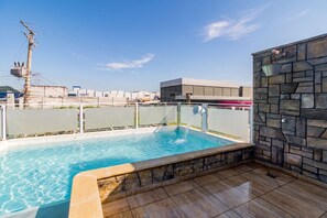 Pool - Casa para 12 em Itajaí | Piscina e Churrasqueira (Itajaí)