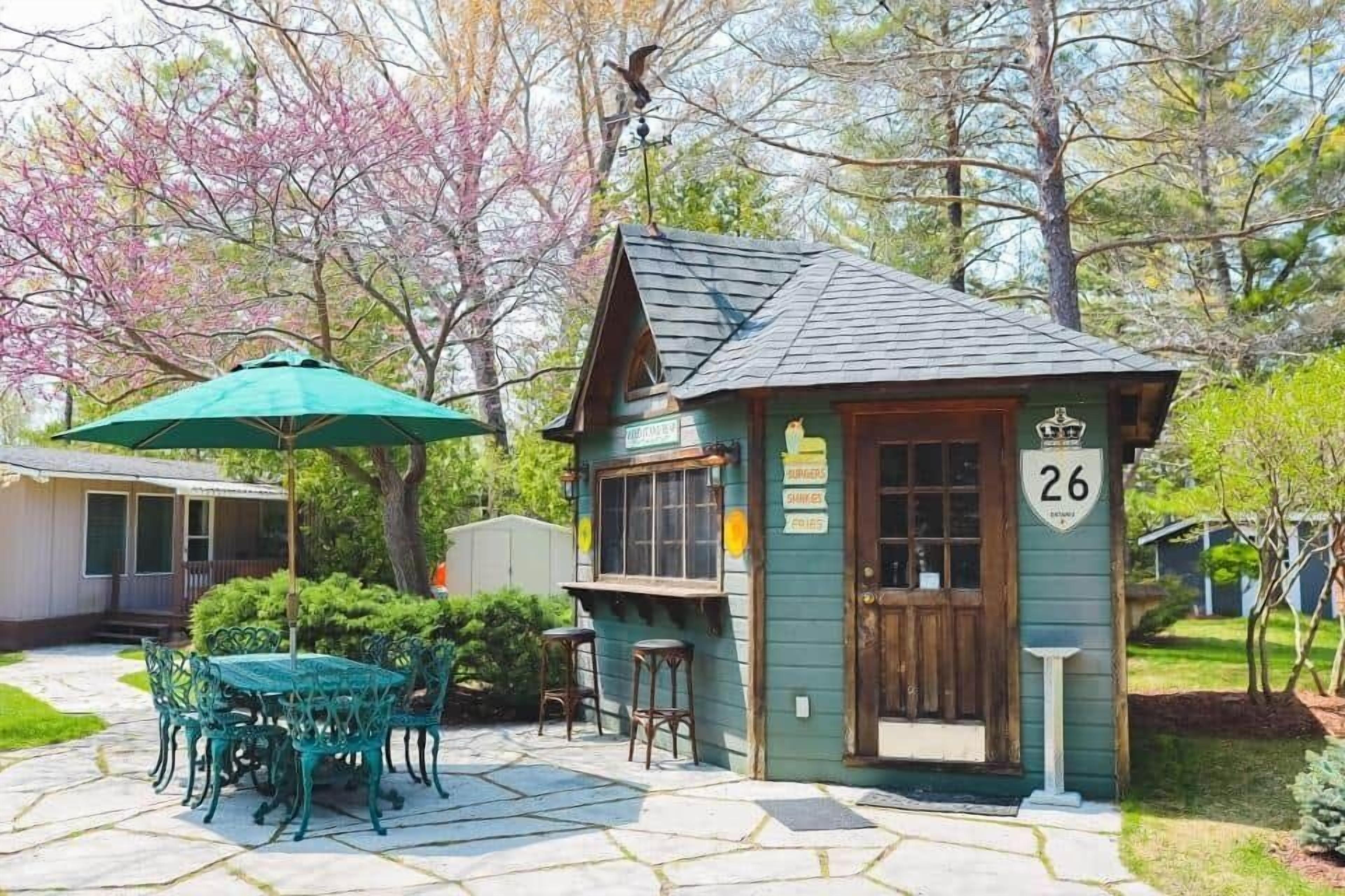 屋外ダイニングエリア
