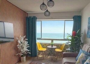 Living area - Perfect 3-bedroom apartment in enchanting Callao for your stay (Callao)