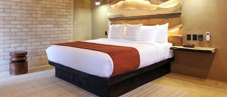 Habitación estándar, balcón, vista a la montaña | Ropa de cama hipoalergénica y edredón