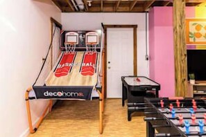 Spielezimmer