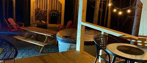 L Adele - A cozy and inviting chalet with a private spa | Outdoor dining