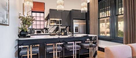 Fridge, microwave, oven, stovetop