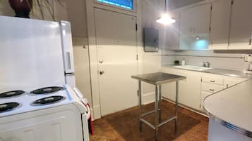 Microondas, horno y parrilla de estufa