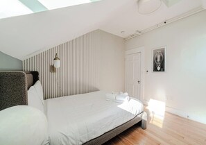 Bügeleisen/Bügelbrett, kostenloses WLAN, Bettwäsche