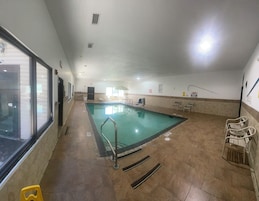 15 piscinas internas