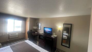 Desk, iron/ironing board, free WiFi