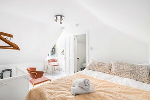 Iron/ironing board, bed sheets - Simply Boho | By My Getaways (Brighton and Hove)