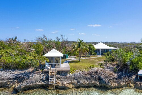 Shore Leave Cottage Waterfront Studio Cottage + Private Dock