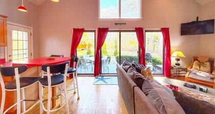Secluded Eastham Gem Near Beach & Bike Trail