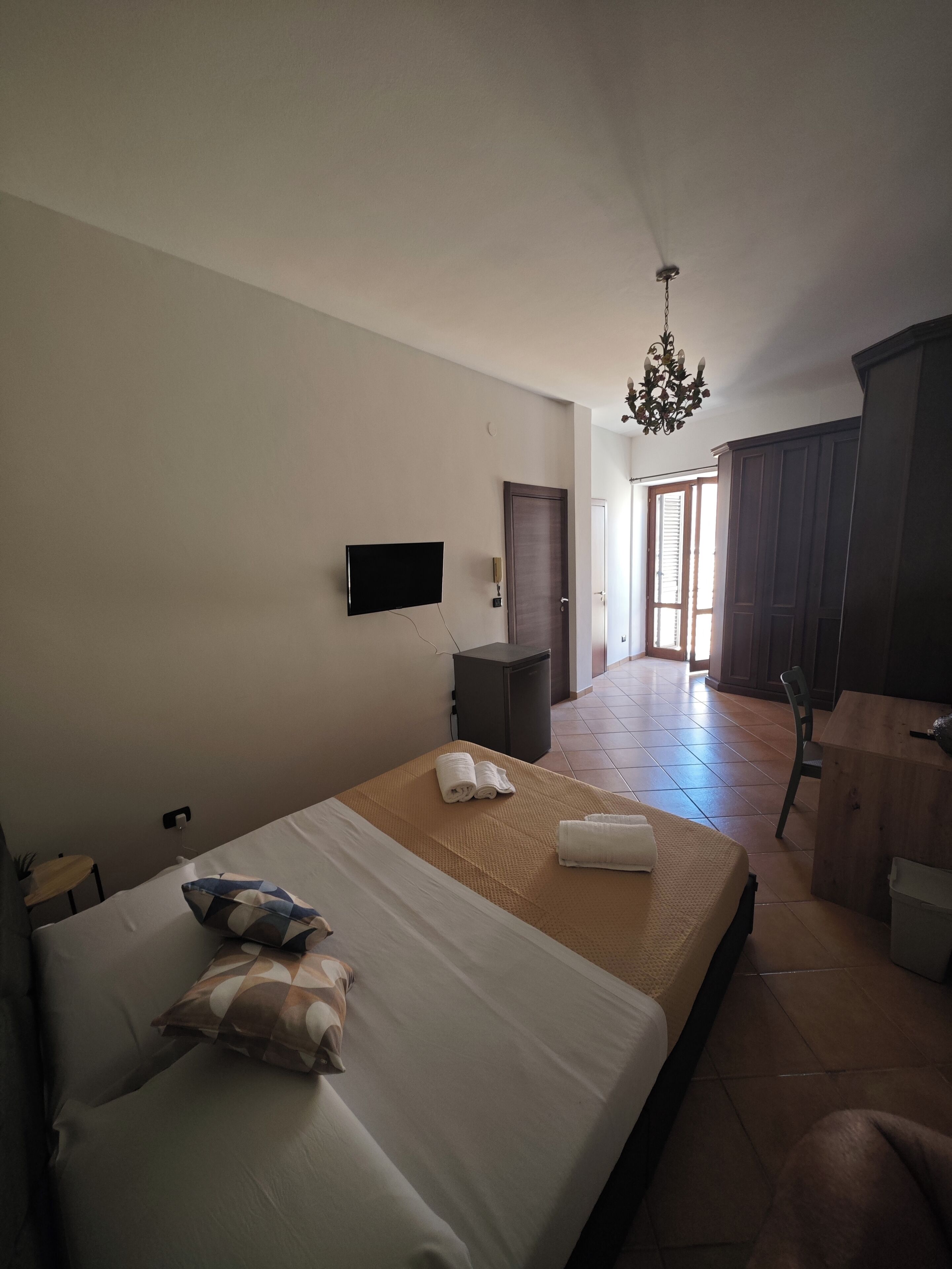 Comfort Room, City View | Desk, free WiFi