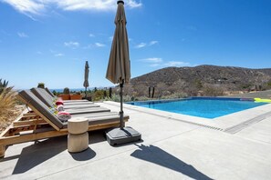 Pool - Modern 4BR Villa with Rooftop & Pickleball (Los Barriles)