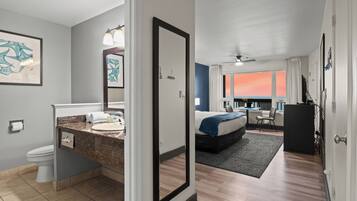 Premium bedding, laptop workspace, free WiFi, bed sheets