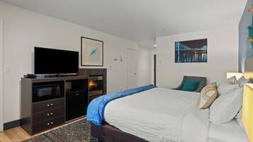 Premium bedding, laptop workspace, free WiFi, bed sheets