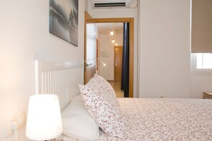 Iron/ironing board, WiFi, bed sheets - Penthouse in the Heart of Malaga (Málaga)