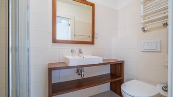 Apartment | Badezimmer