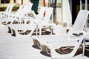 Apartment | Property grounds - 3-person Holiday Apartment With Balcony (Krokowa)