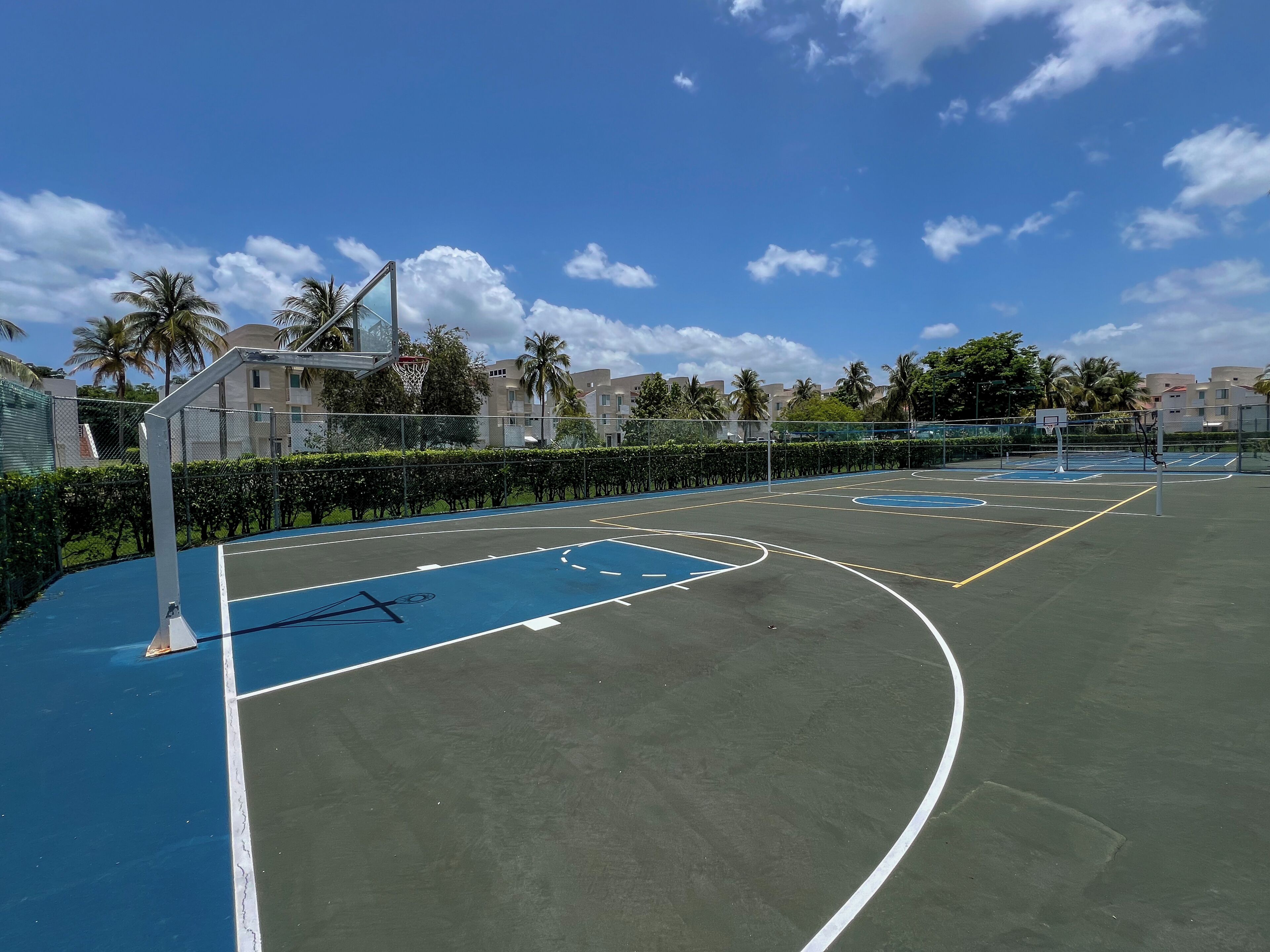 Terrain de basketball
