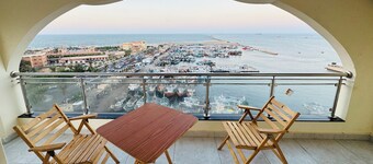 Panoramic Sea View Apartment – Port Said