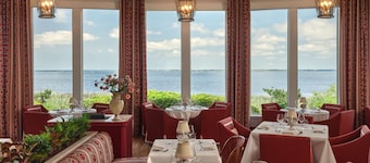 Outer Banks Oceanfront | Pool, Spa & Dining