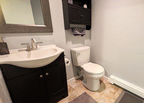 3-bedroom Private Townhome. 5 Mins from Airport & UAF. Two Parking Spaces. WARM!