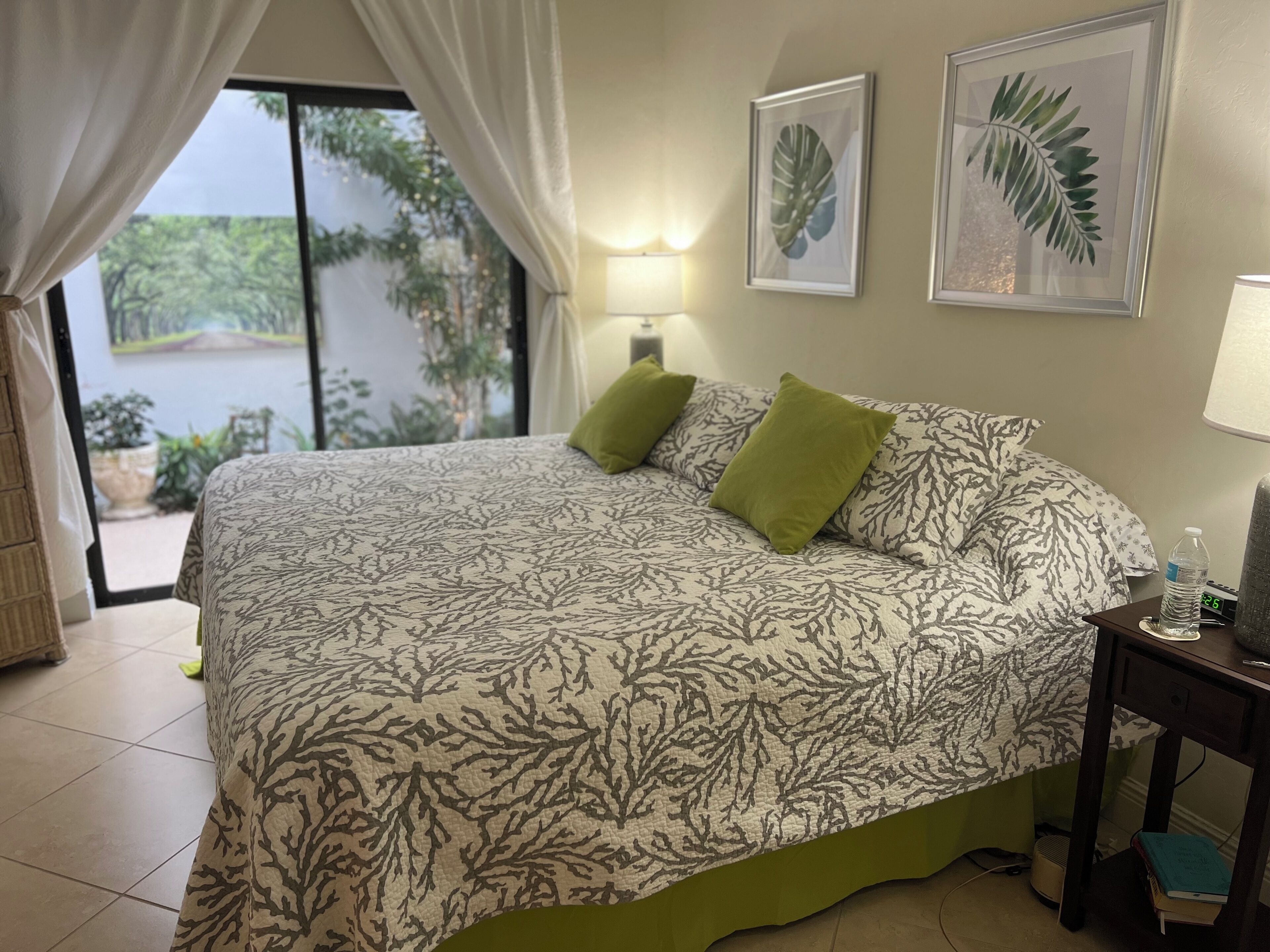 2 chambres, fer et planche à repasser, Wi-Fi, draps fournis