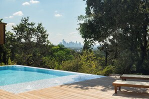 Indoor pool - Ridgeline Resort  Infinity Pool & Austin Skyline (Austin)