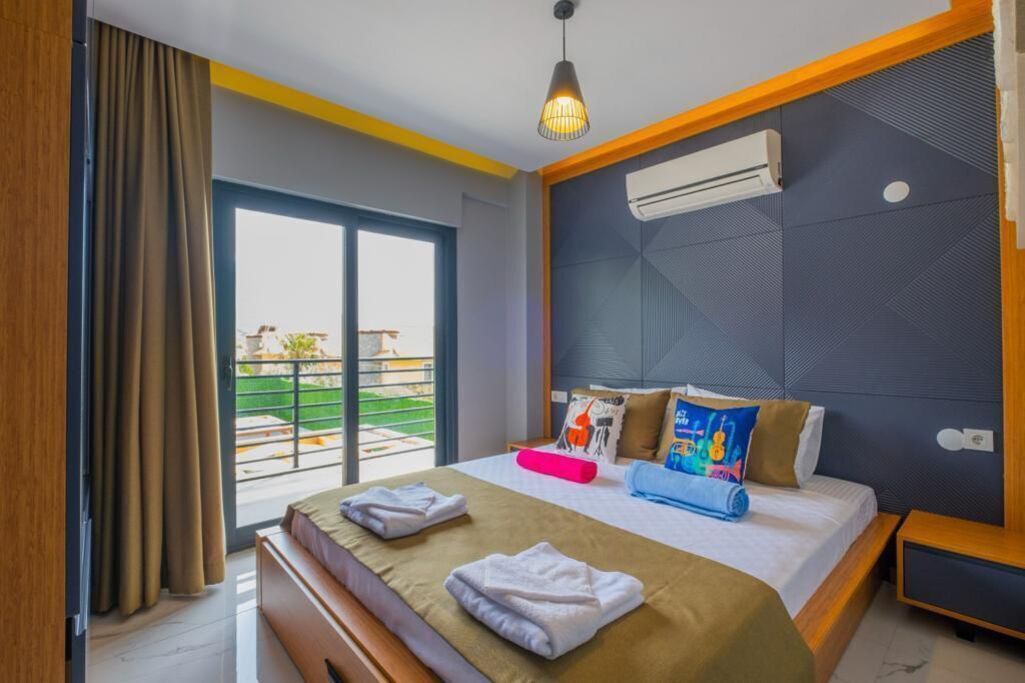 4 bedrooms