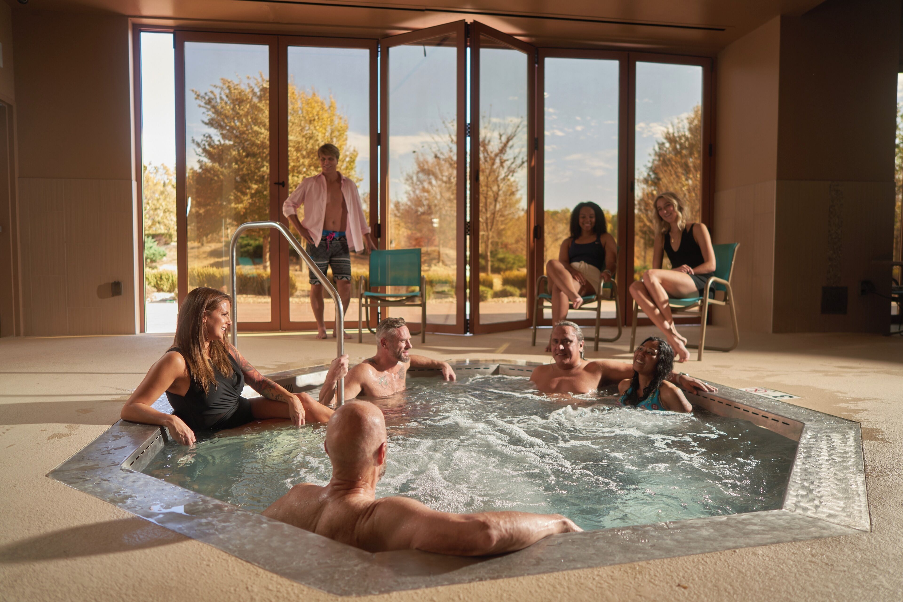 Indoor spa tub