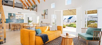 Sugarbird - Two Bedroom House, Sleeps 4