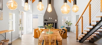 Sugarbird - Two Bedroom House, Sleeps 4