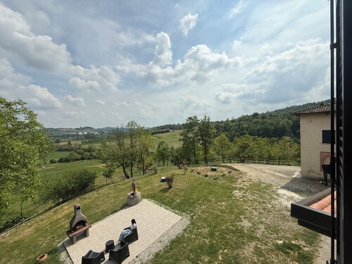 Cascina Moretta!!! It is a pleasure to have you here in the authentic heart of Monferrato.