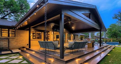 Walk to Square | Backyard Oasis + Pool and Sauna