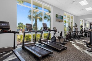 Fitness facility - 5 BD/ 4.5 BA/ Windsor Island (3838 LA) (Davenport)
