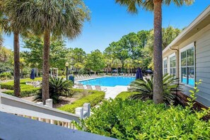 Pool - Modern, Dog-Friendly Marsh Retreat (Mount Pleasant)
