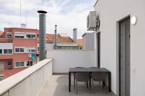 Outdoor dining - Deco Gem Avenidas Novas – GEM Residence (Lisboa)