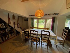 Dining - Vrbo Property (Herbignac)