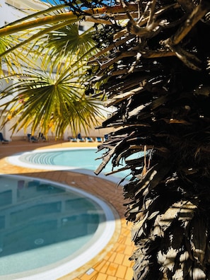 Outdoor pool - Bella Vita apartment in Porches with sea views in the Algarve (Porches)